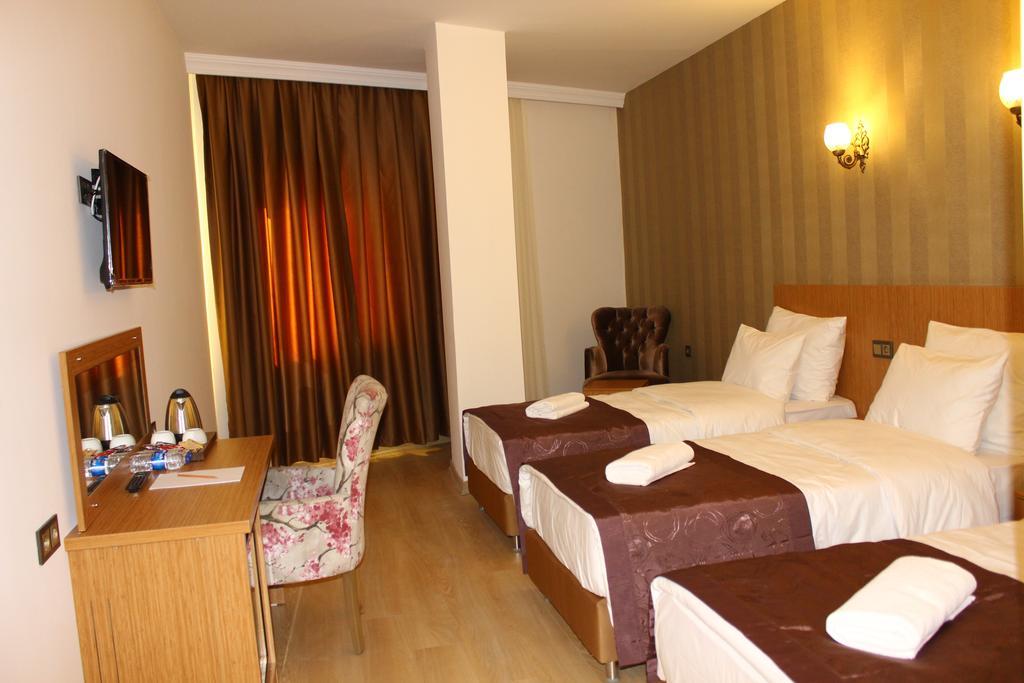 Realist Hotel Istanbul Exterior photo